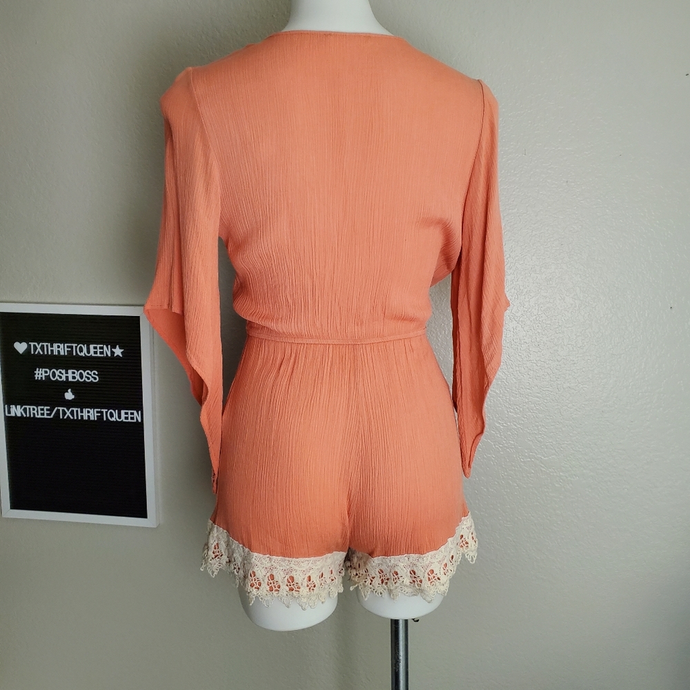 Rosette Romper - Picture 2 of 13